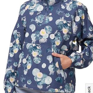 The North Face Class V Pullover Windbreaker Jacket, UPF protection